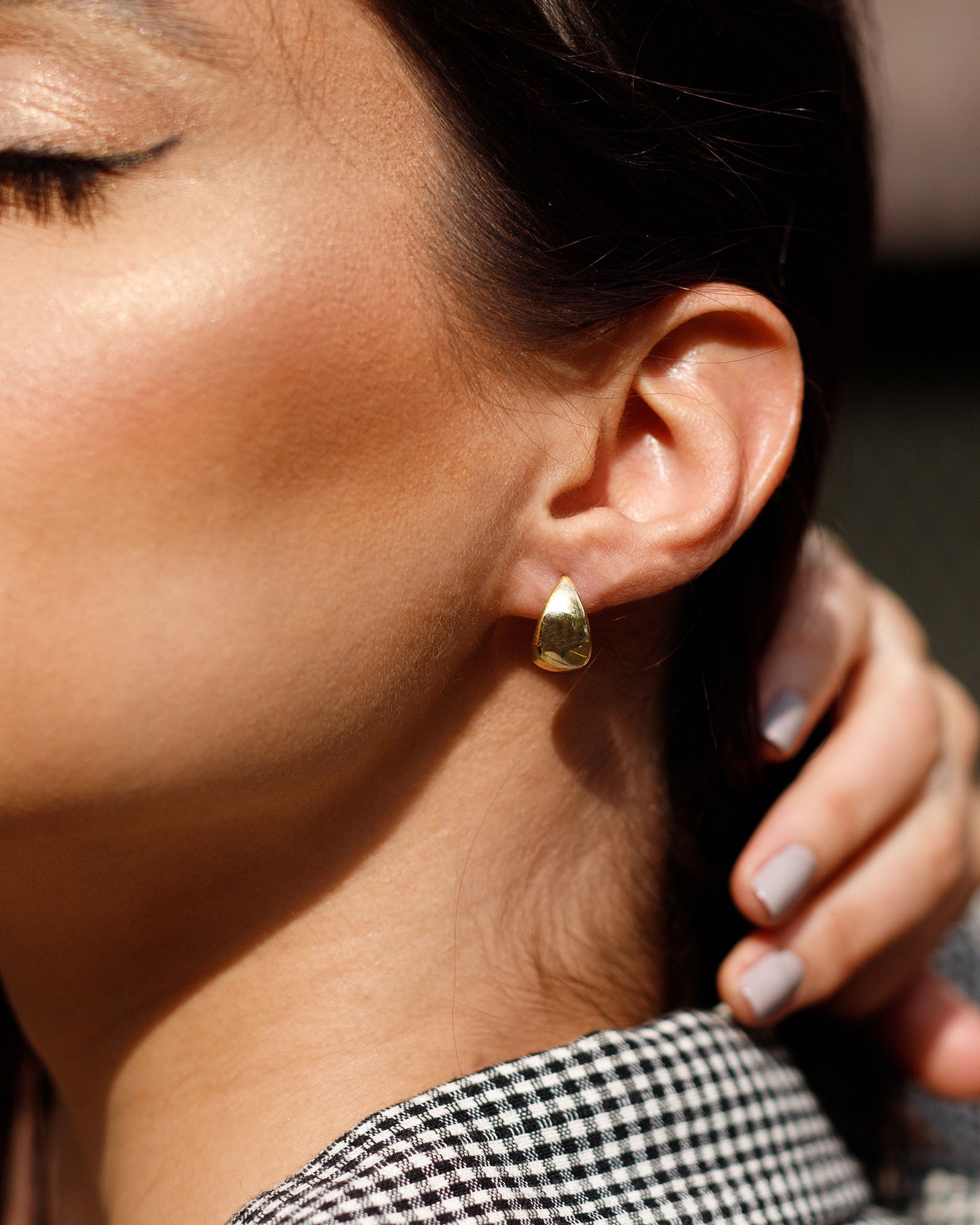 Teardrop Dome Huggie Earrings