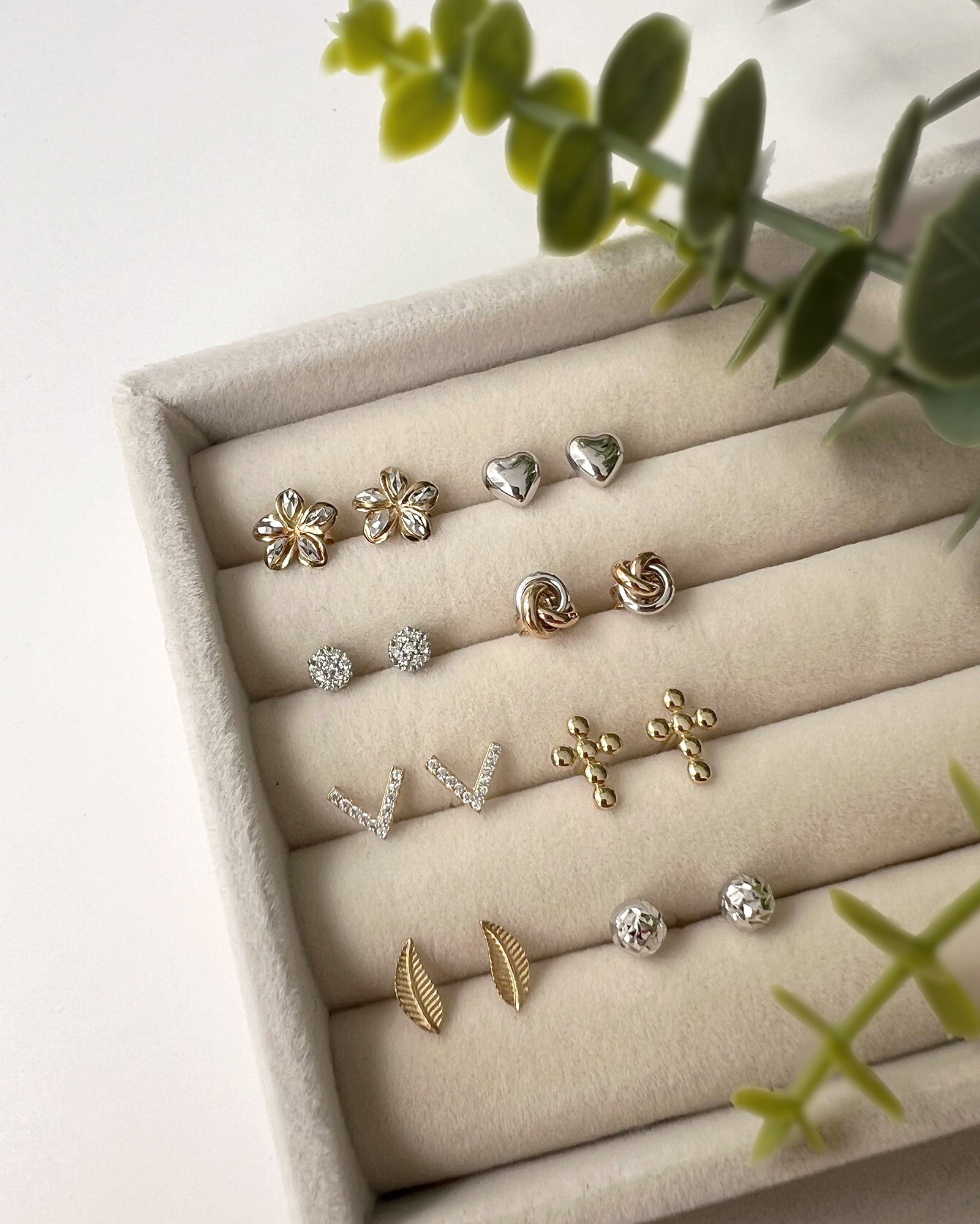 Puffed Heart Stud Earrings