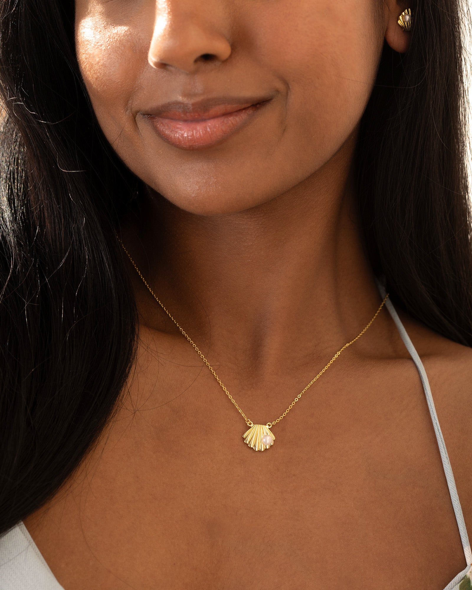 Seashell Pearl Charm Necklace