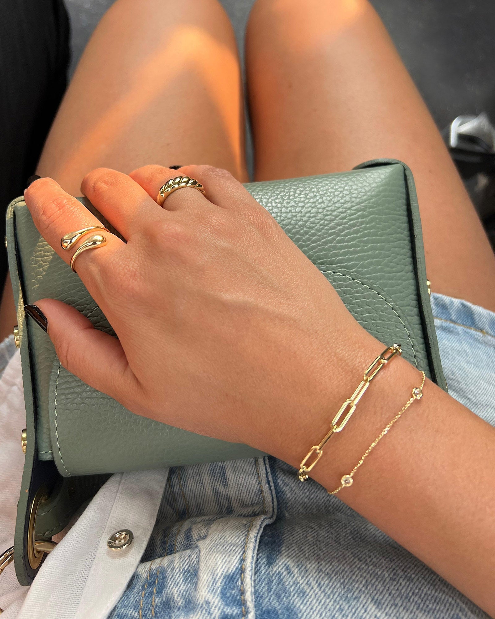 Teardrop Coil Ring