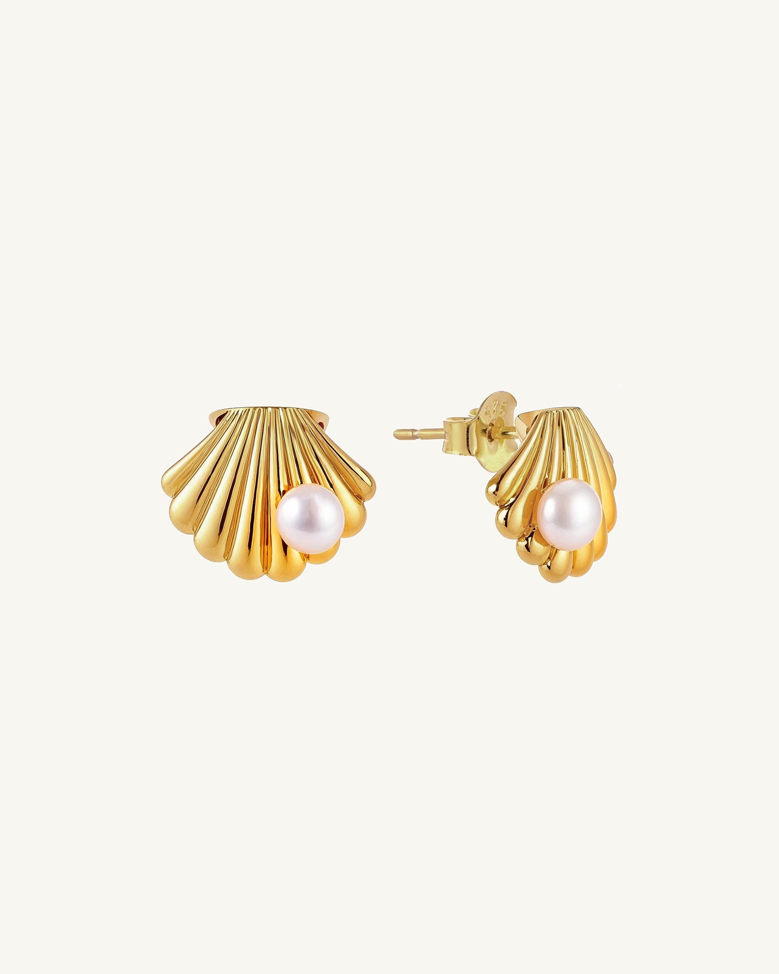 Seashell Pearl Stud Earrings