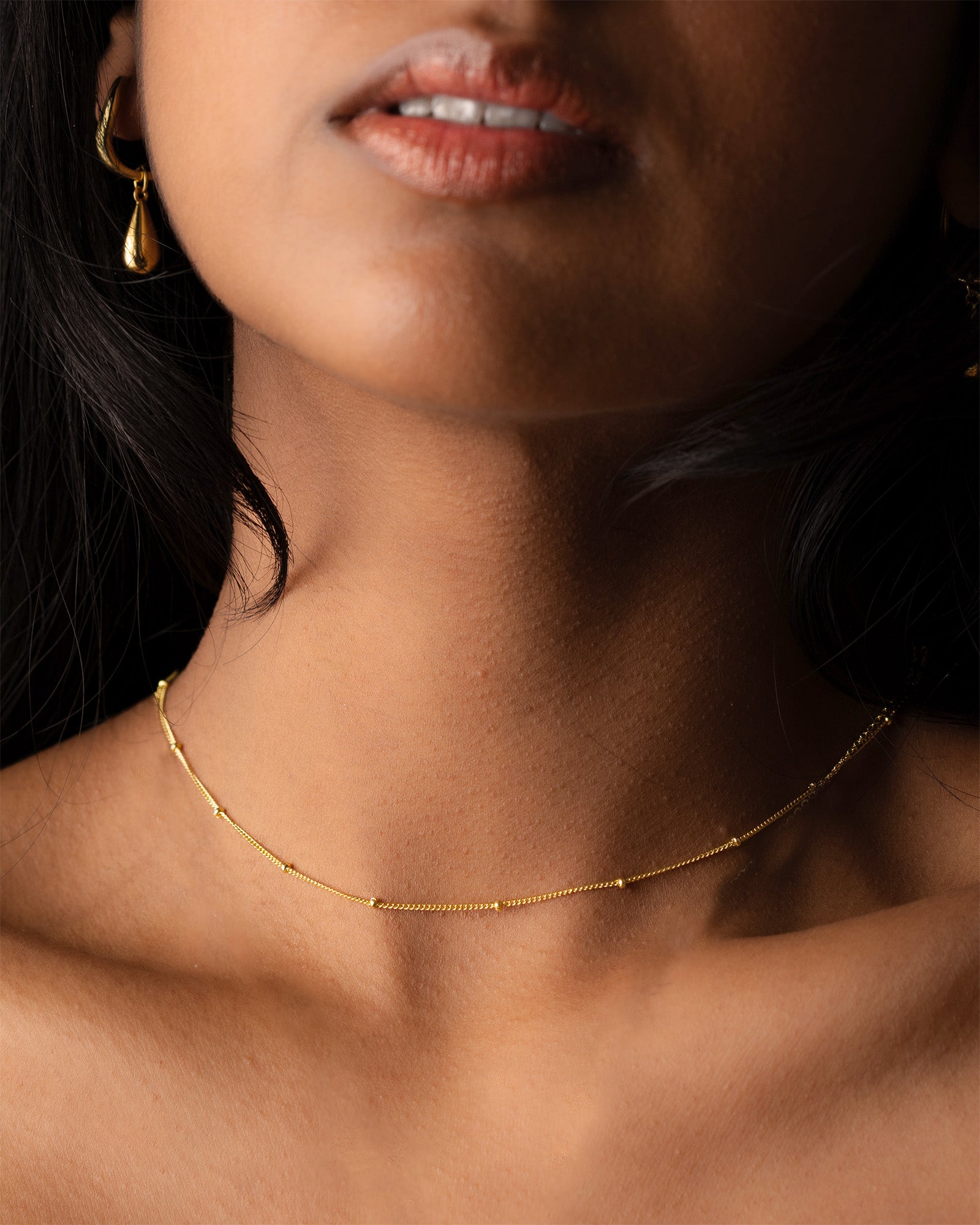 Fine Beads Curb Chain Necklace
