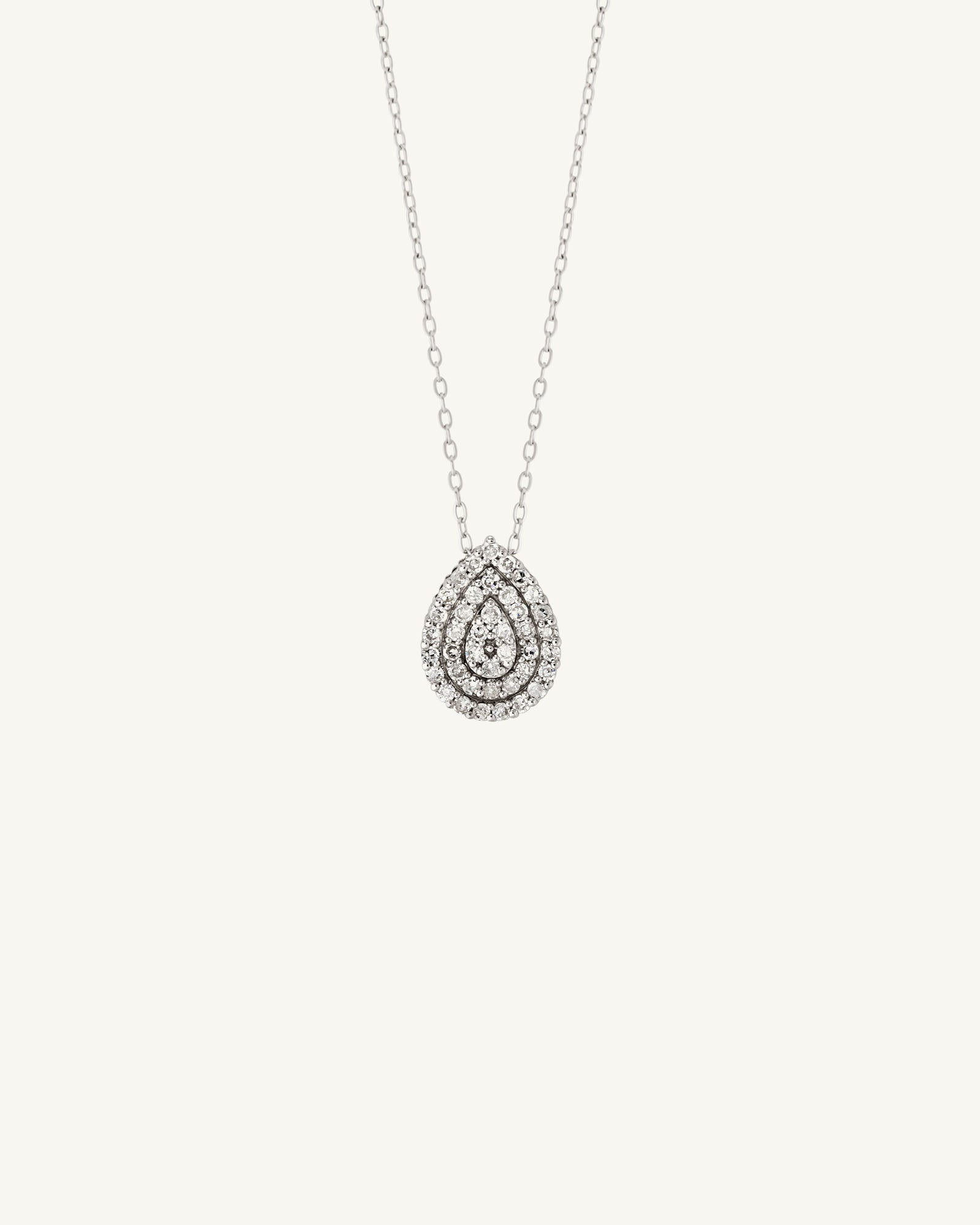 Pear Shaped Illusion Set Diamond Necklace